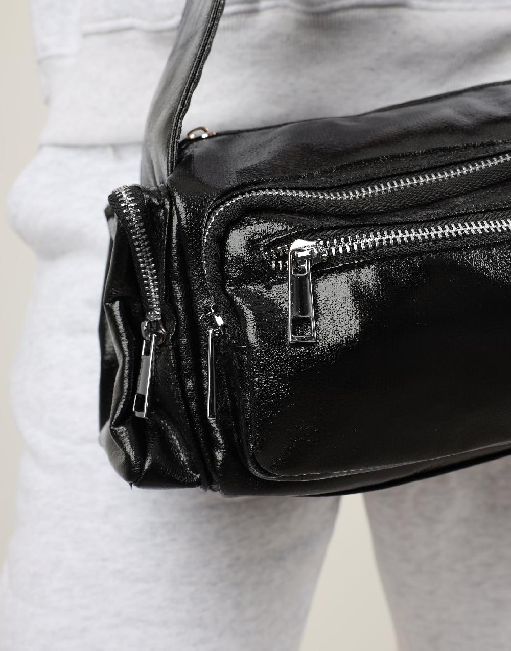 Simmi Black Barrel Utility Shoulder Bag