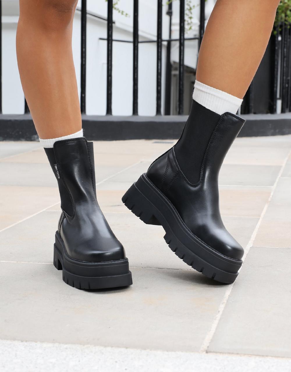 simmi Black Chelsea Chunky Ankle Boots