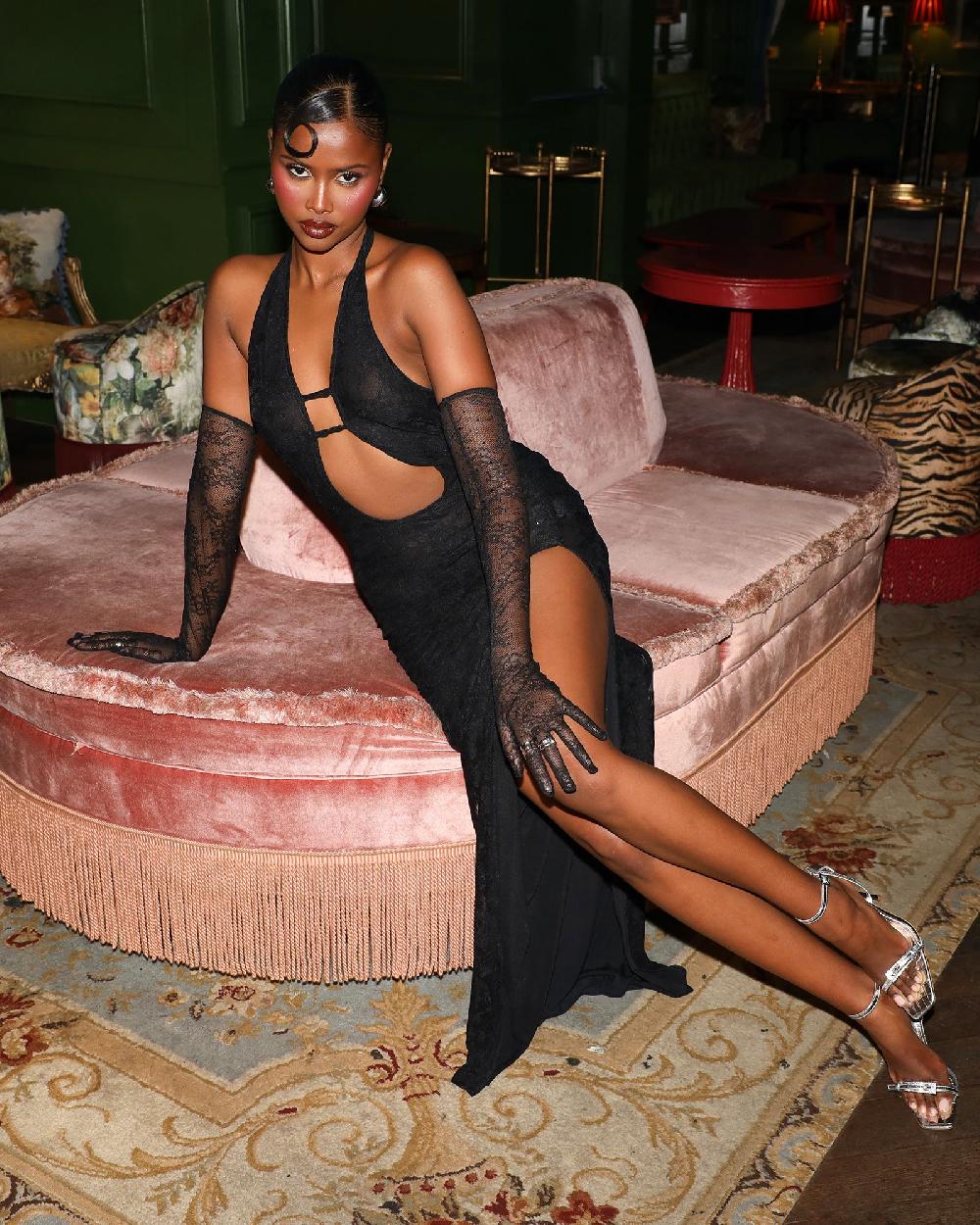 simmi Black Lace Thigh Split Maxi Dress