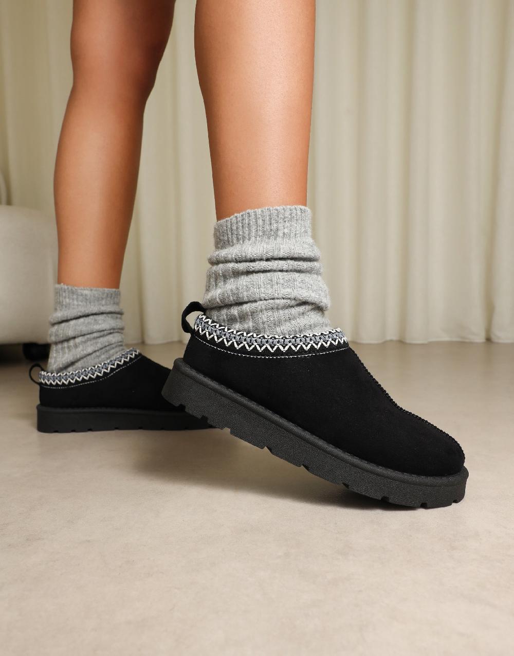 simmi Black Slippers