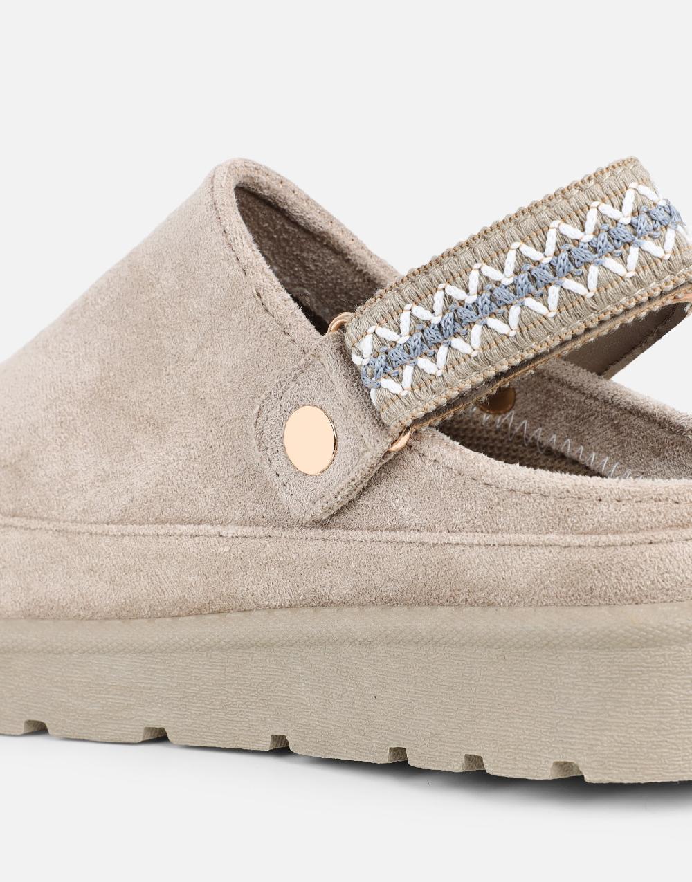 Simmi Mushroom Slippers