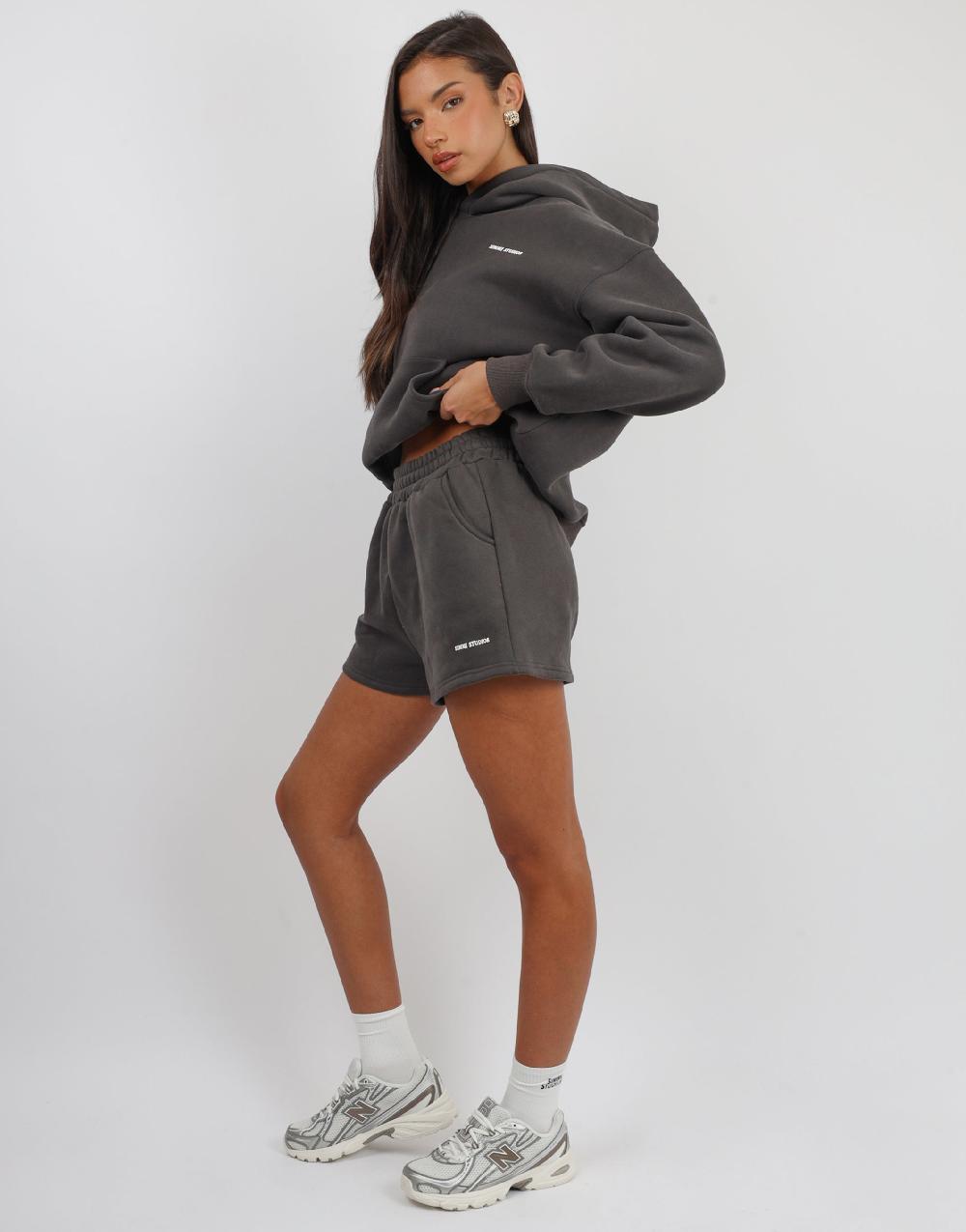 Simmi Simmi Studios Essentials Shorts In Slate