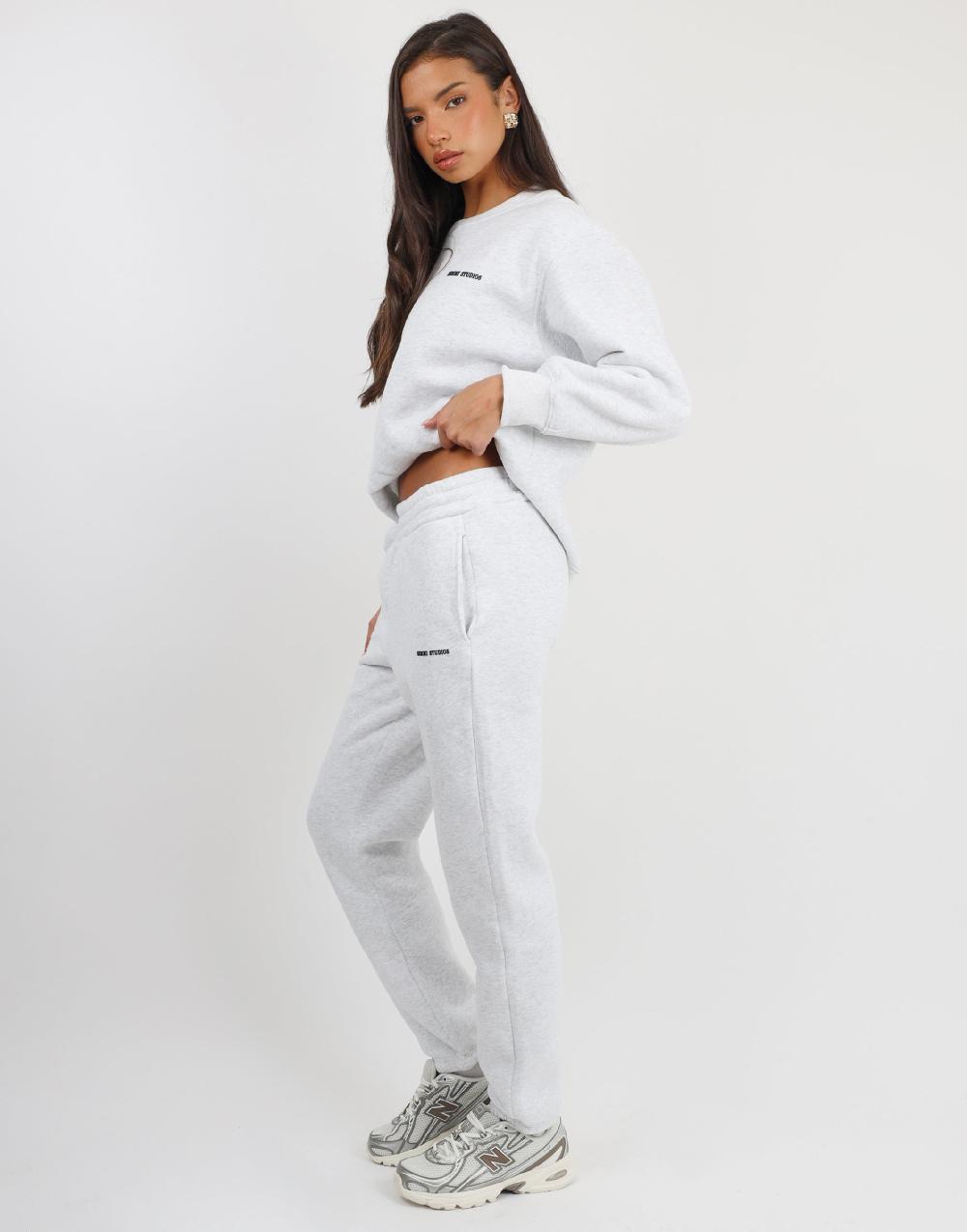 Simmi Simmi Studios Essentials Cuffed Jogger In Pebble Grey