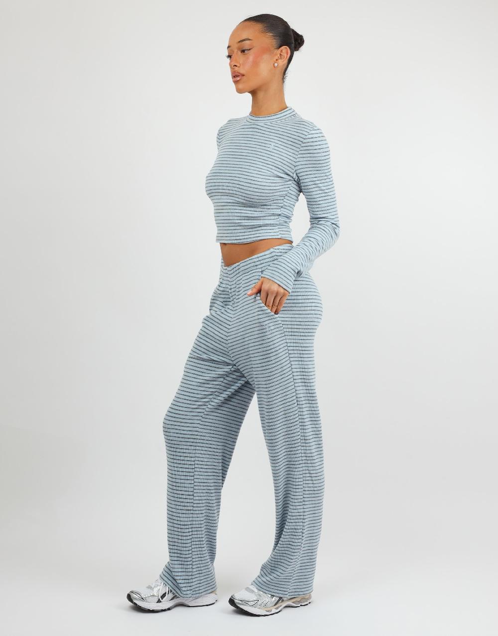 Simmi Simmi Studios Soft Stripe Fine Ribbed Long Sleeve Top In Blue