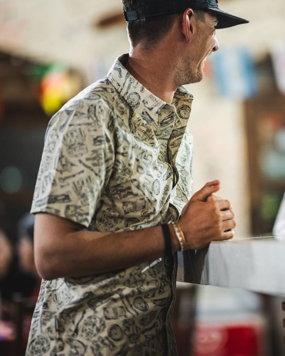 Simon Carter Men's Tailout SS Shirt