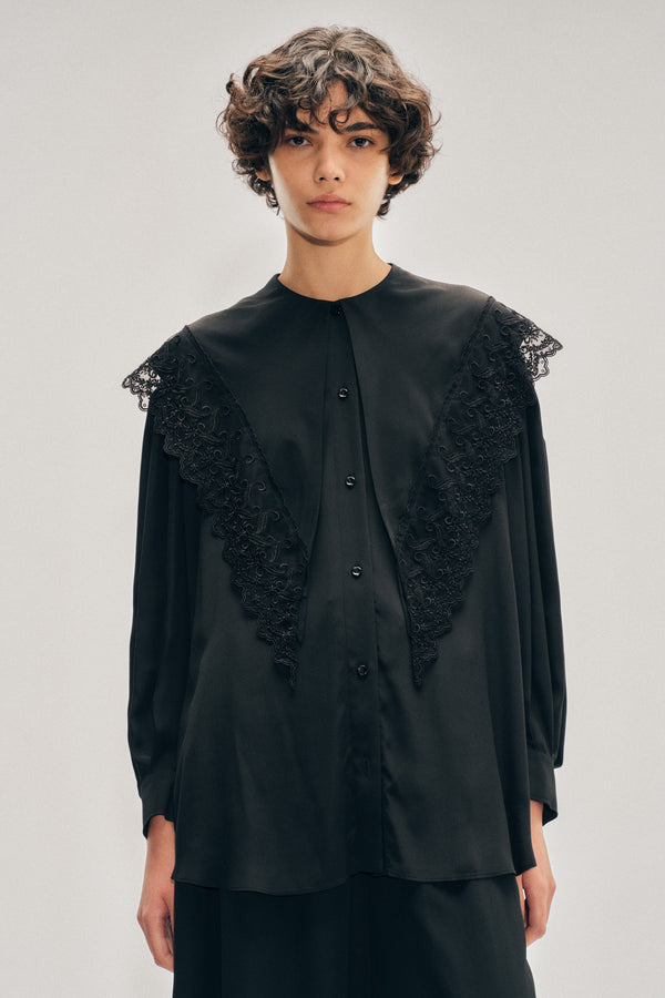 simone rocha Pointed Collar Lace Trim Shirt