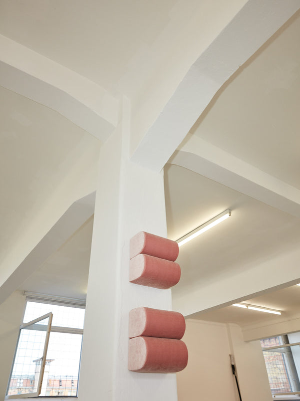 Simone Wild Hold On Lightpink