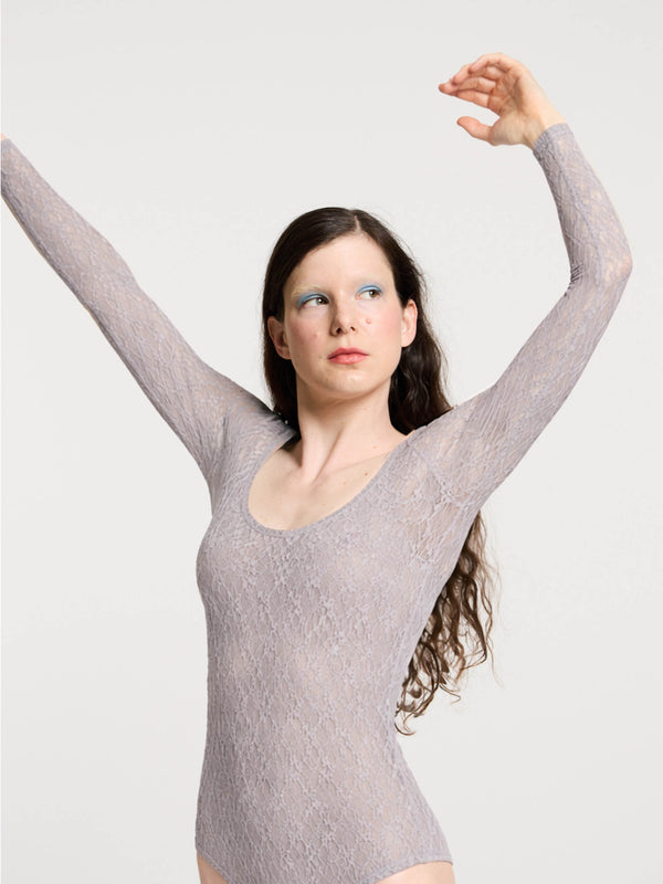 simone wild Lace Body Swan grey