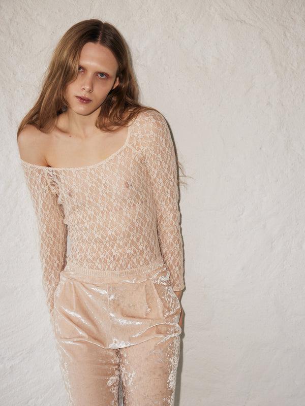 simone wild Lace Body Swan Ivory