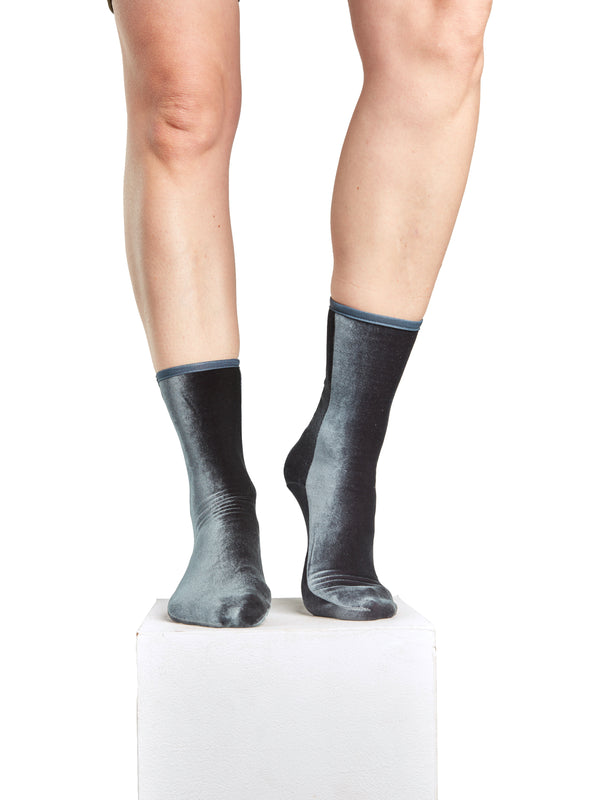 simone wild Velvet Ankle Socks Anthracite