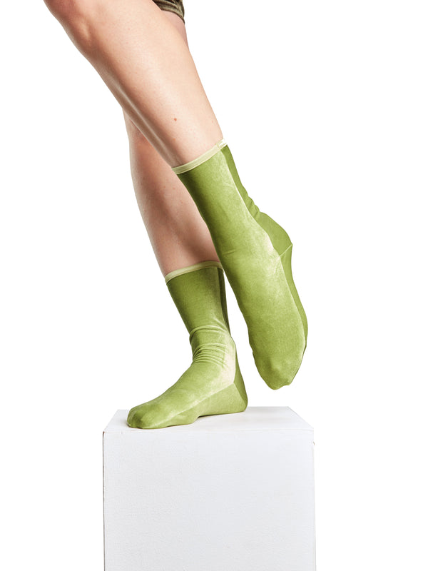 simone wild Velvet Ankle Socks Applegreen
