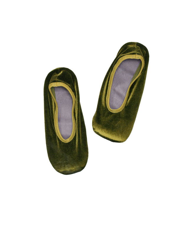 simone wild Velvet Ballet Slipper pear