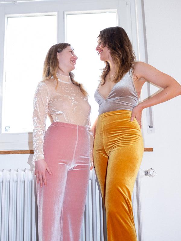 Simone Wild Velvet Body Babe Taupe