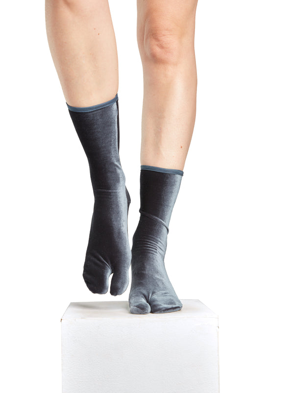simone wild Velvet Toe Socks Anthracite