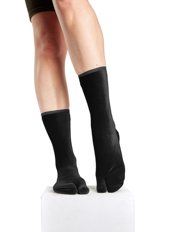 simone wild Velvet Toe Socks black