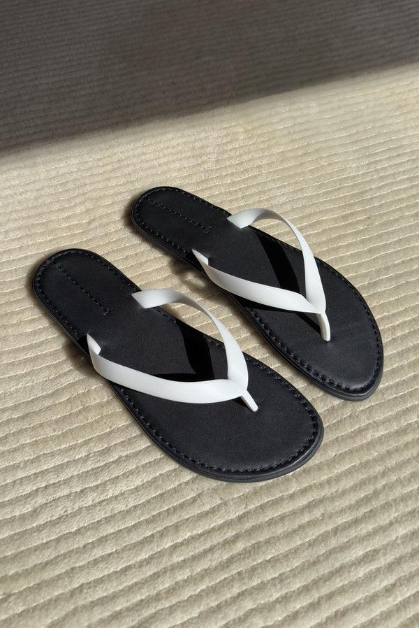 Simonett Minimalist Leather Contrast Flip Flop - White