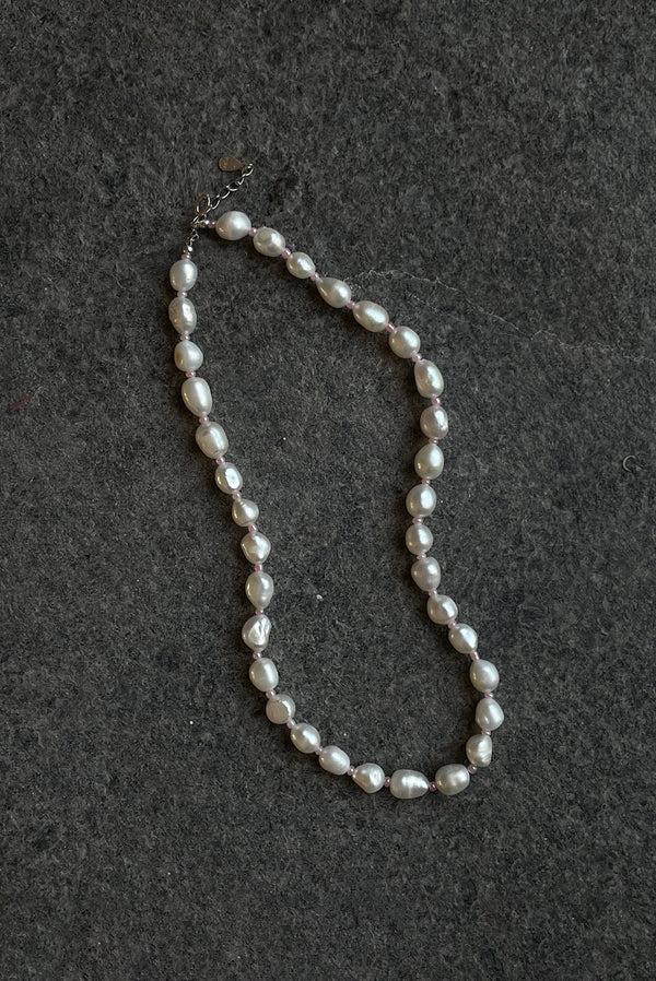 simonett Color Cord Pearl Choker Necklace - Pink