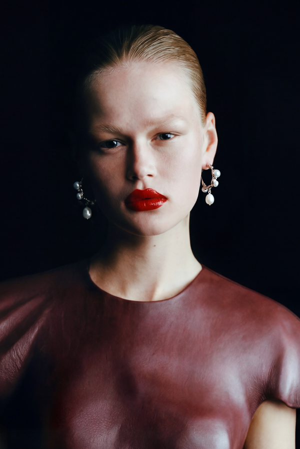 Simonett Pearl Branch Hoop Earrings – Gold