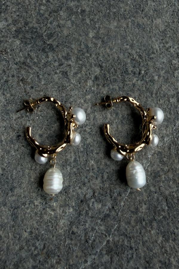 Simonett Pearl Branch Hoop Earrings – Gold