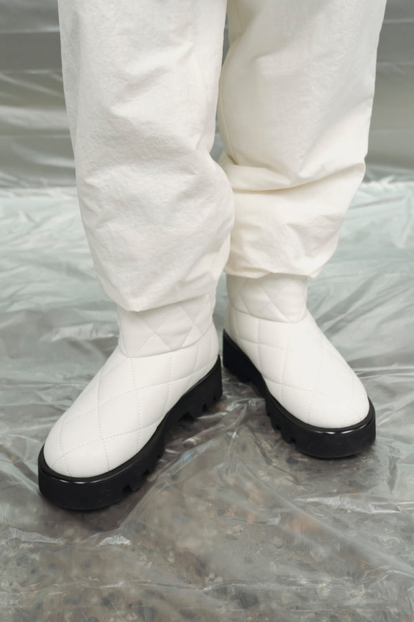 Simonett Quilted Snow Boots - White
