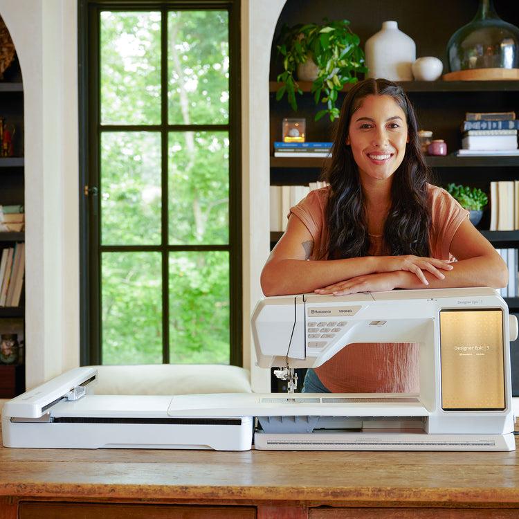 singer HUSQVARNA® VIKING® DESIGNER EPIC™ 3 Sewing & Embroidery Machine Starlight Bronze