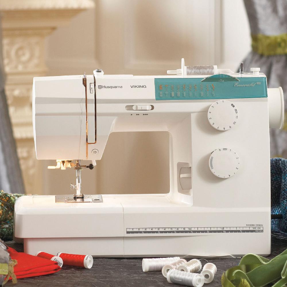 Singer HUSQVARNA® VIKING® EMERALD™ 118 Sewing Machine