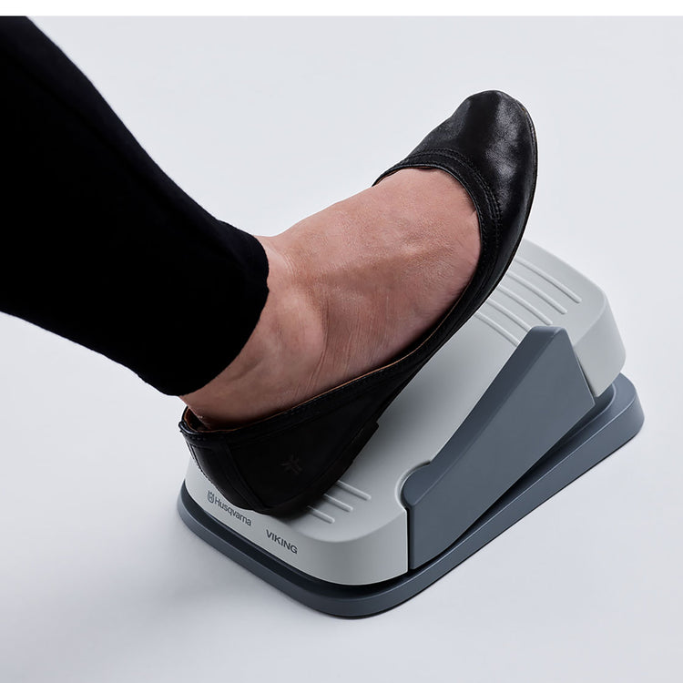 singer HUSQVARNA® VIKING® Multi-Function Foot Control