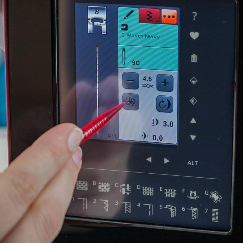 Singer HUSQVARNA® VIKING® Refurbished BRILLIANCE™ 75Q Sewing Machine