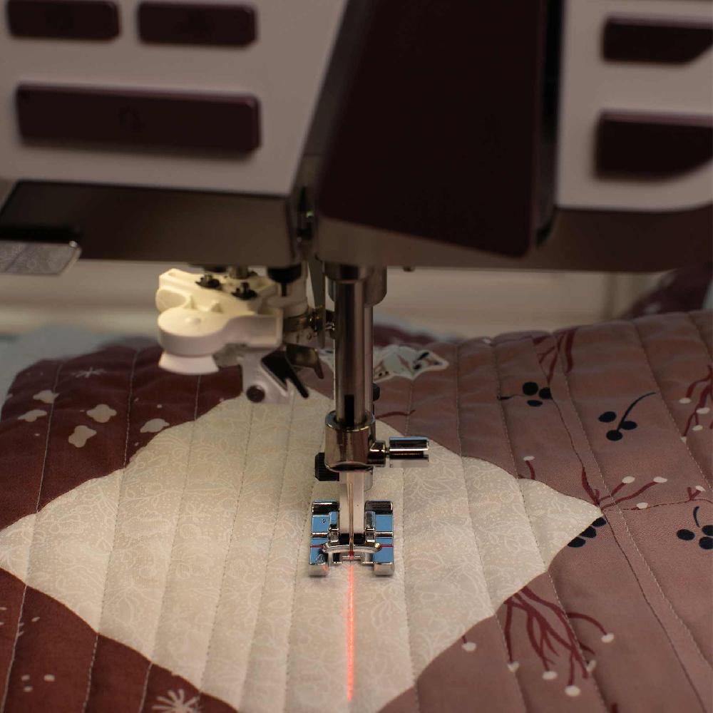 Singer HUSQVARNA® VIKING® Refurbished EPIC™ 95Q Sewing Machine