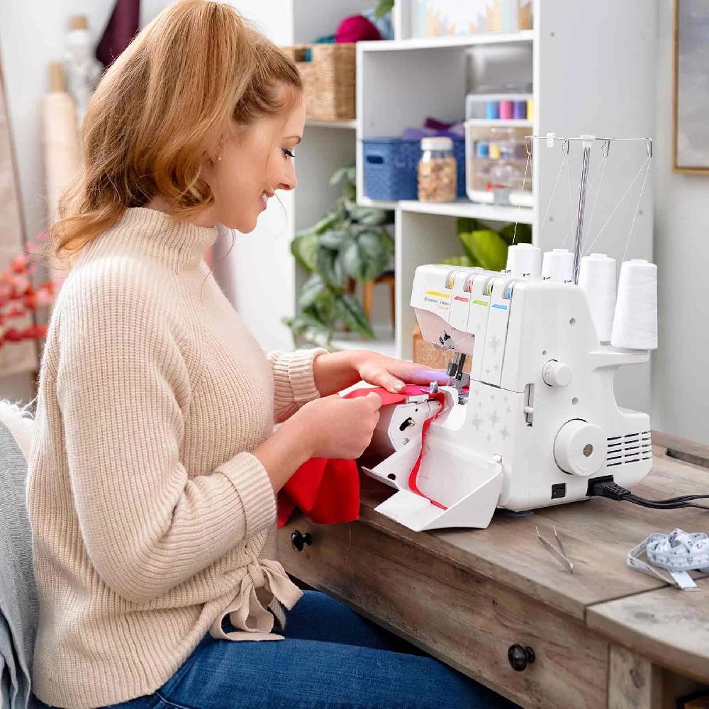 Singer HUSQVARNA® VIKING® Refurbished H|CLASS™ 250S Overlock Machine