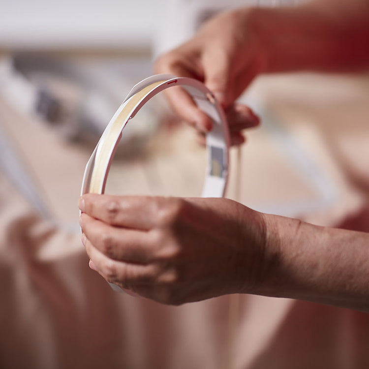 singer HUSQVARNA® VIKING® Ribbon Embroidery Attachment