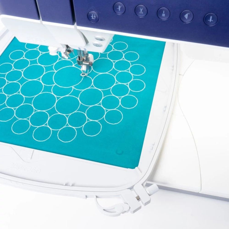 singer PFAFF® creative™ Grand Quilters Hoop 260 x 260 mm