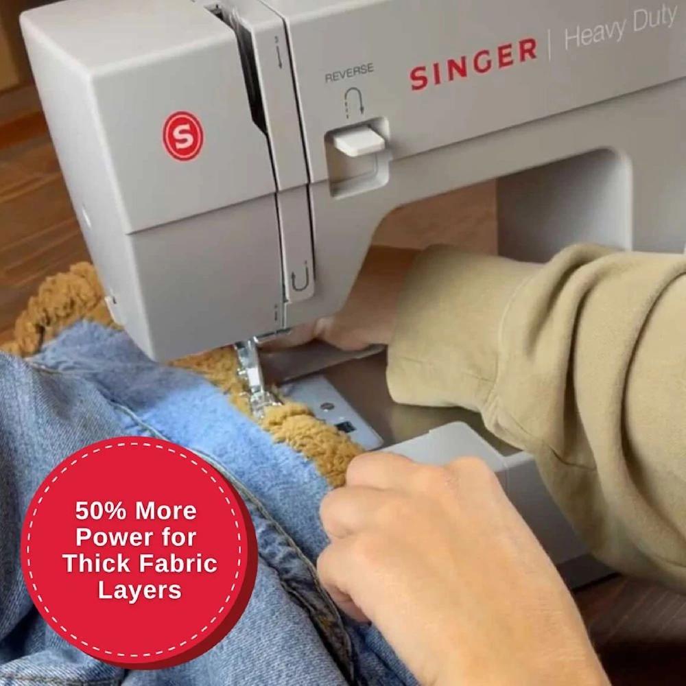Singer SINGER® Heavy Duty 4452 & Extension Table Bundle