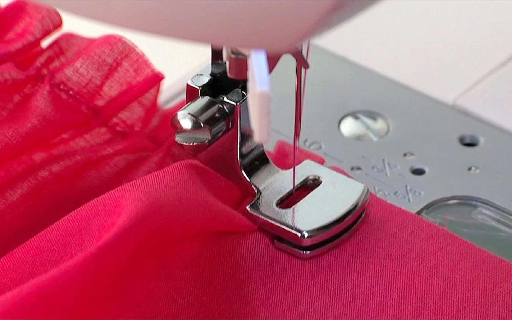Singer SINGER® Gathering Presser Foot