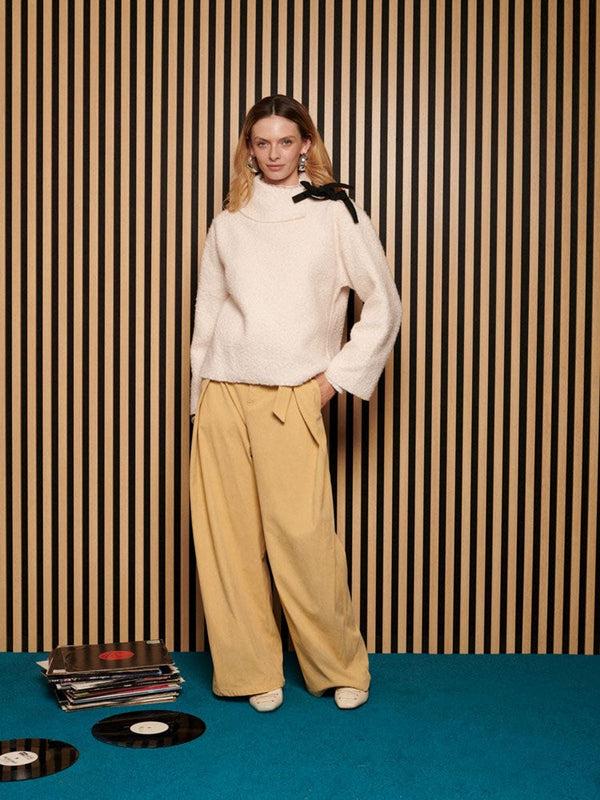 Sister Jane Ghospell Naya Tie Jumper