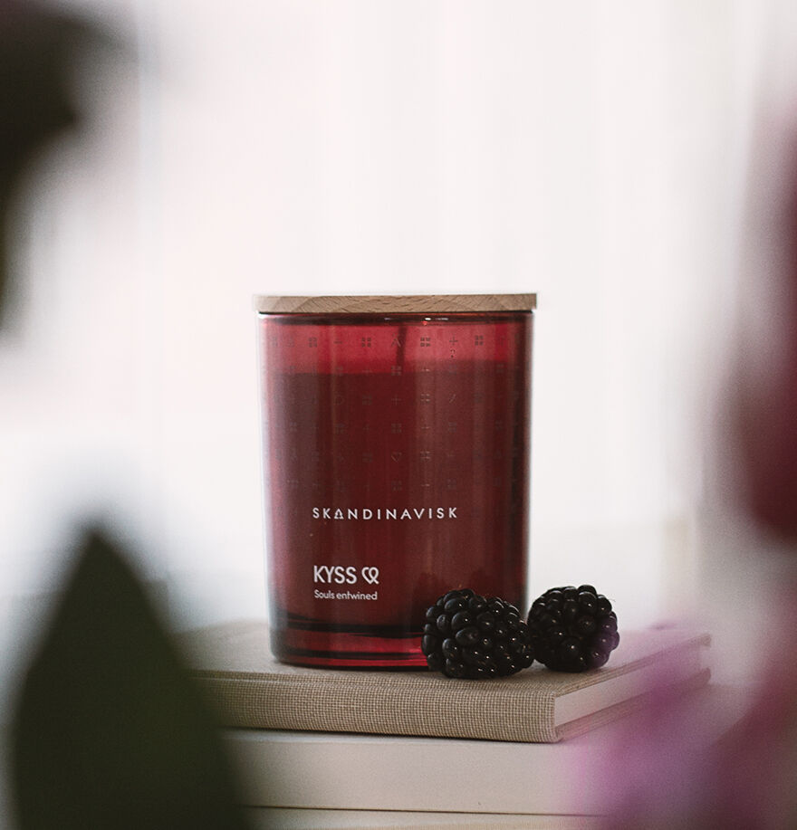 Skandinavisk Souls Entwined KYSS 200g Scented Candle