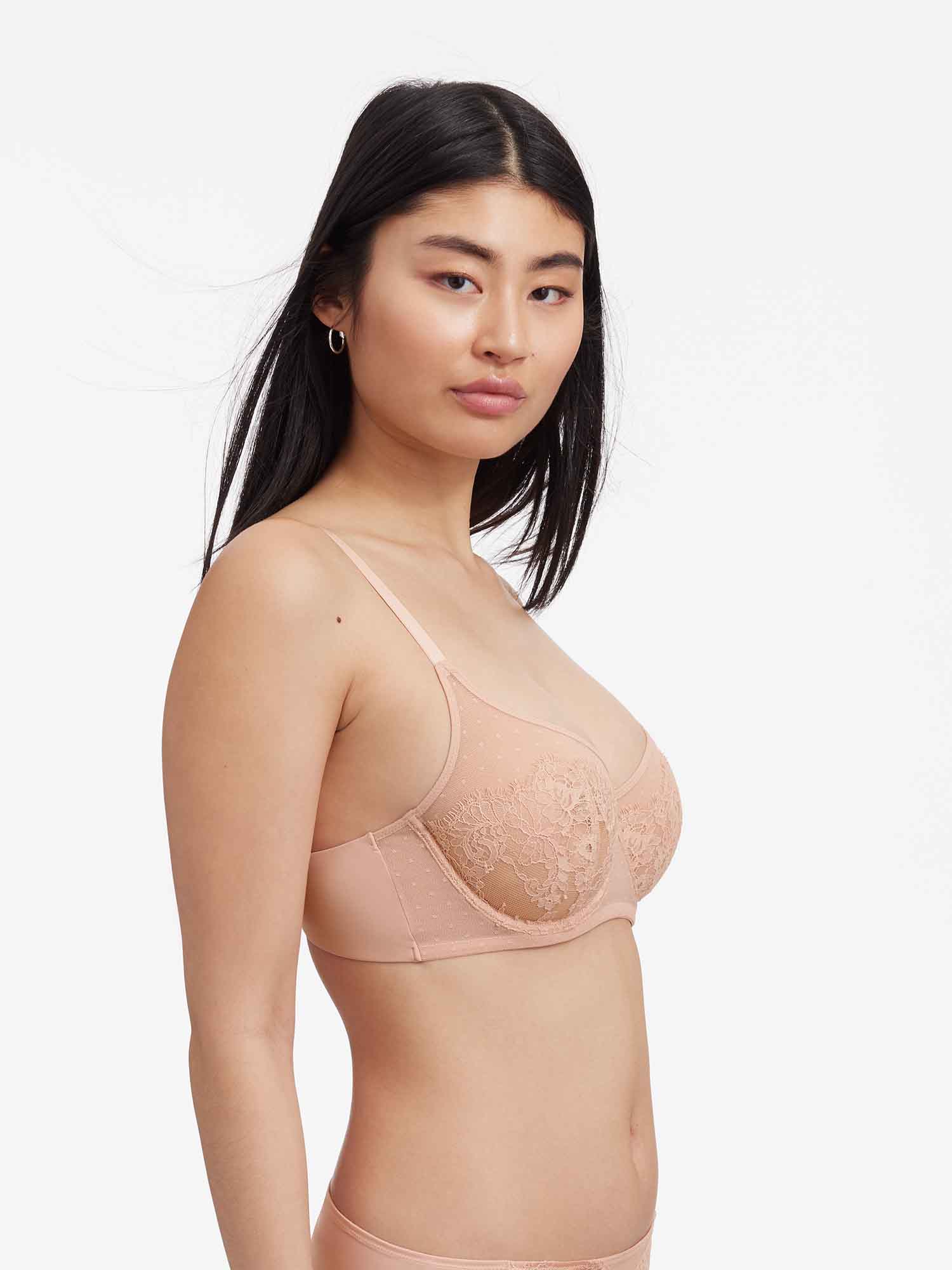 Skarlett Blue Amour Lace Full Coverage Minimizer Bra Naked