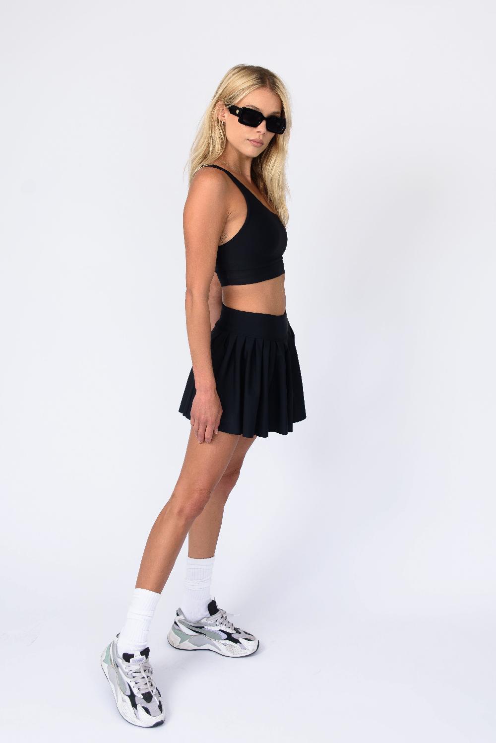 Skatïe Ansley Sports Bra In Black – SKATIE
