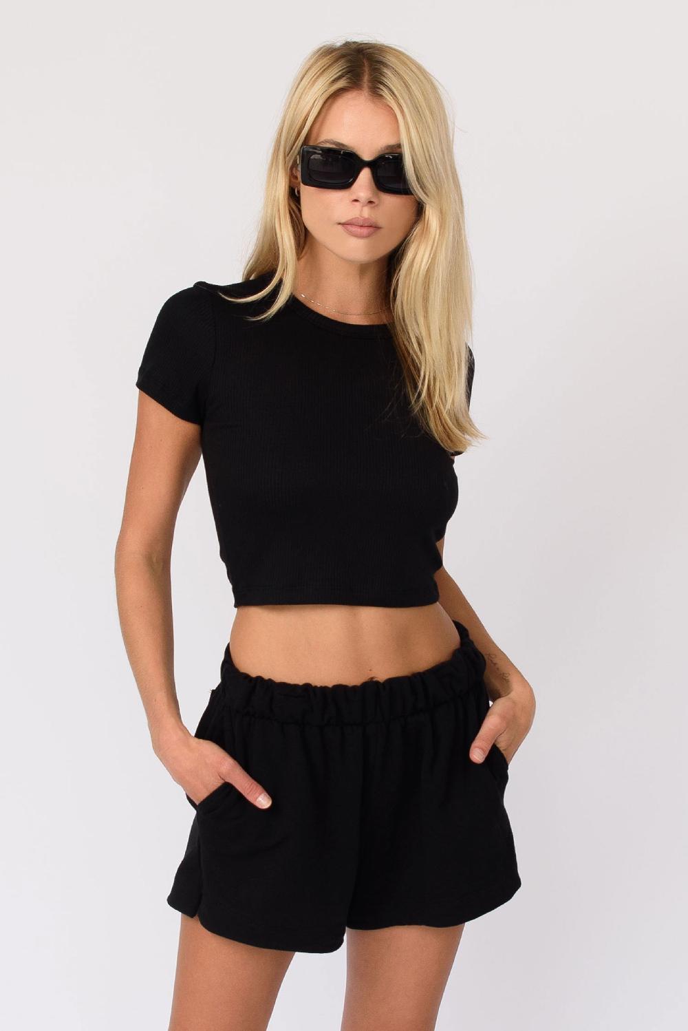 skatïe Baby Tee in Black – SKATIE