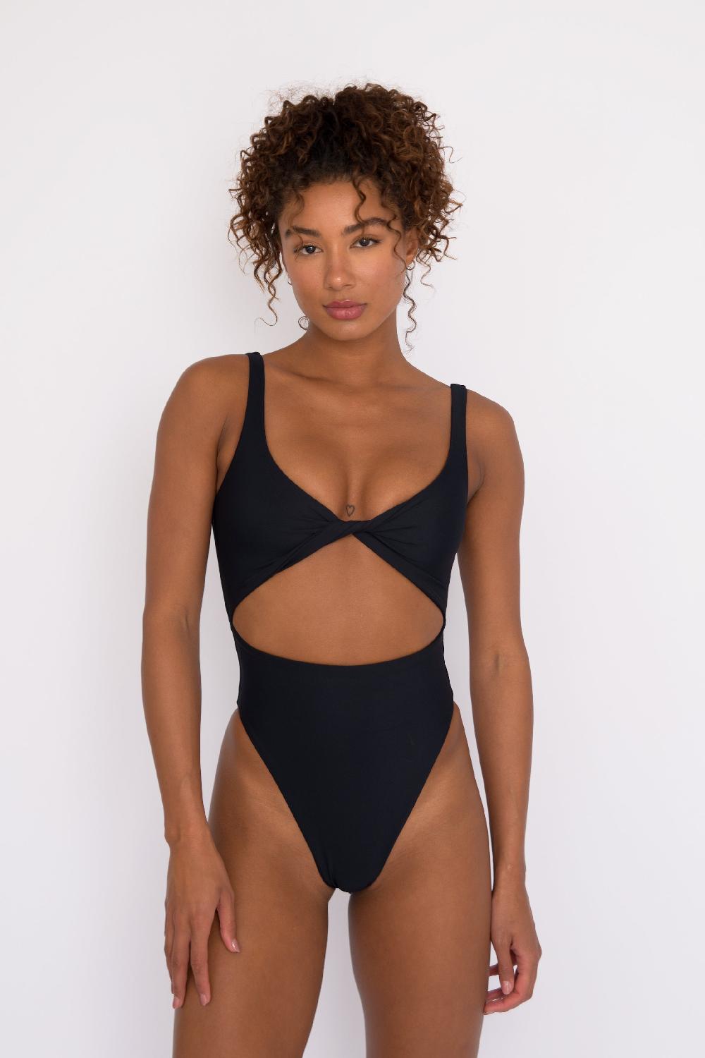 skatïe Chloe One Piece in Black – SKATIE