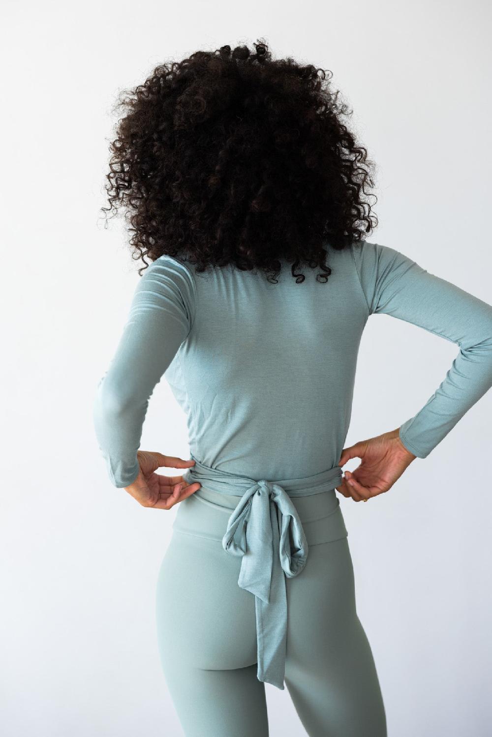 Skatïe Danielle Wrap Top Jersey In Sage – SKATIE