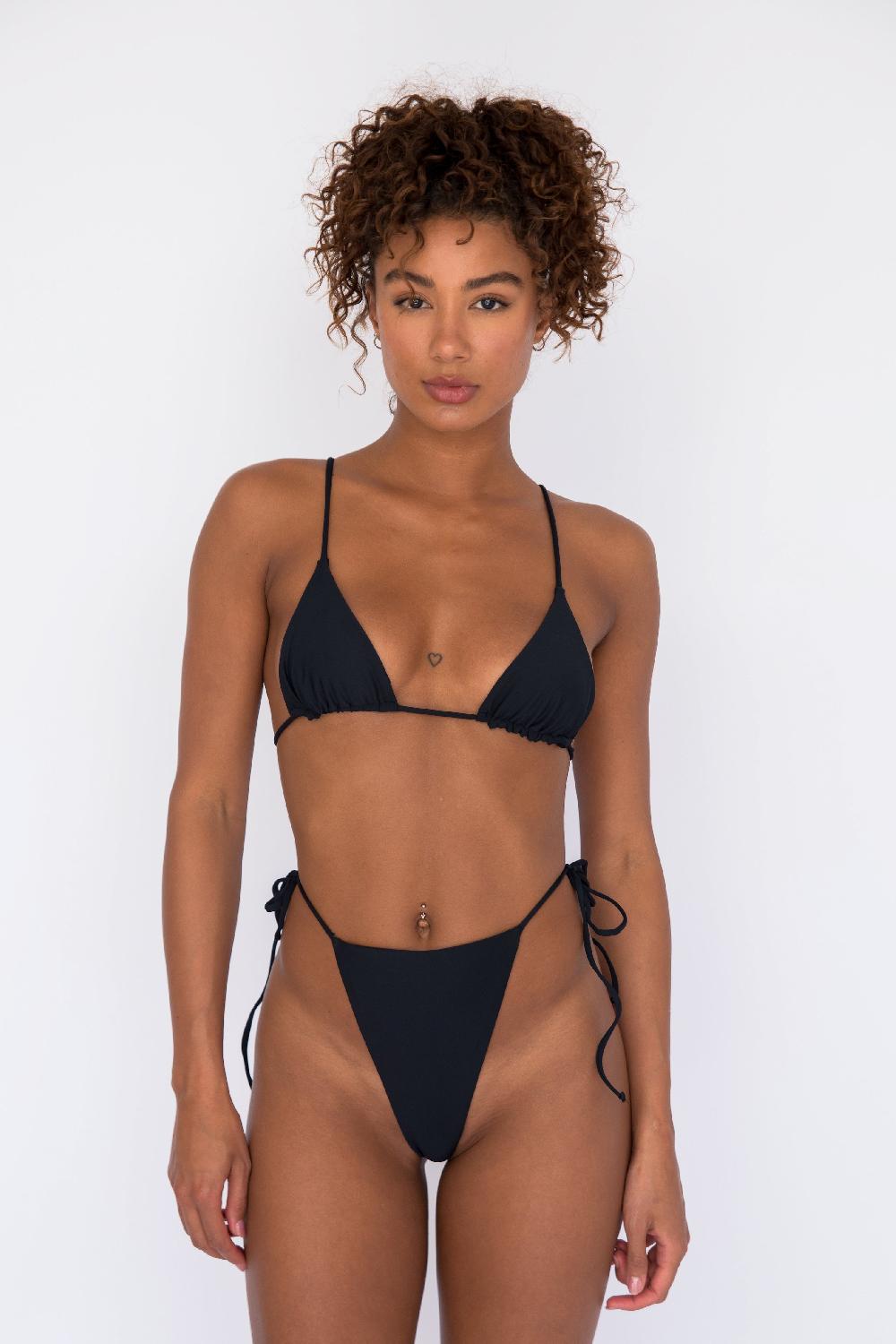 Skatïe Ella Bikini Top In Black – SKATIE