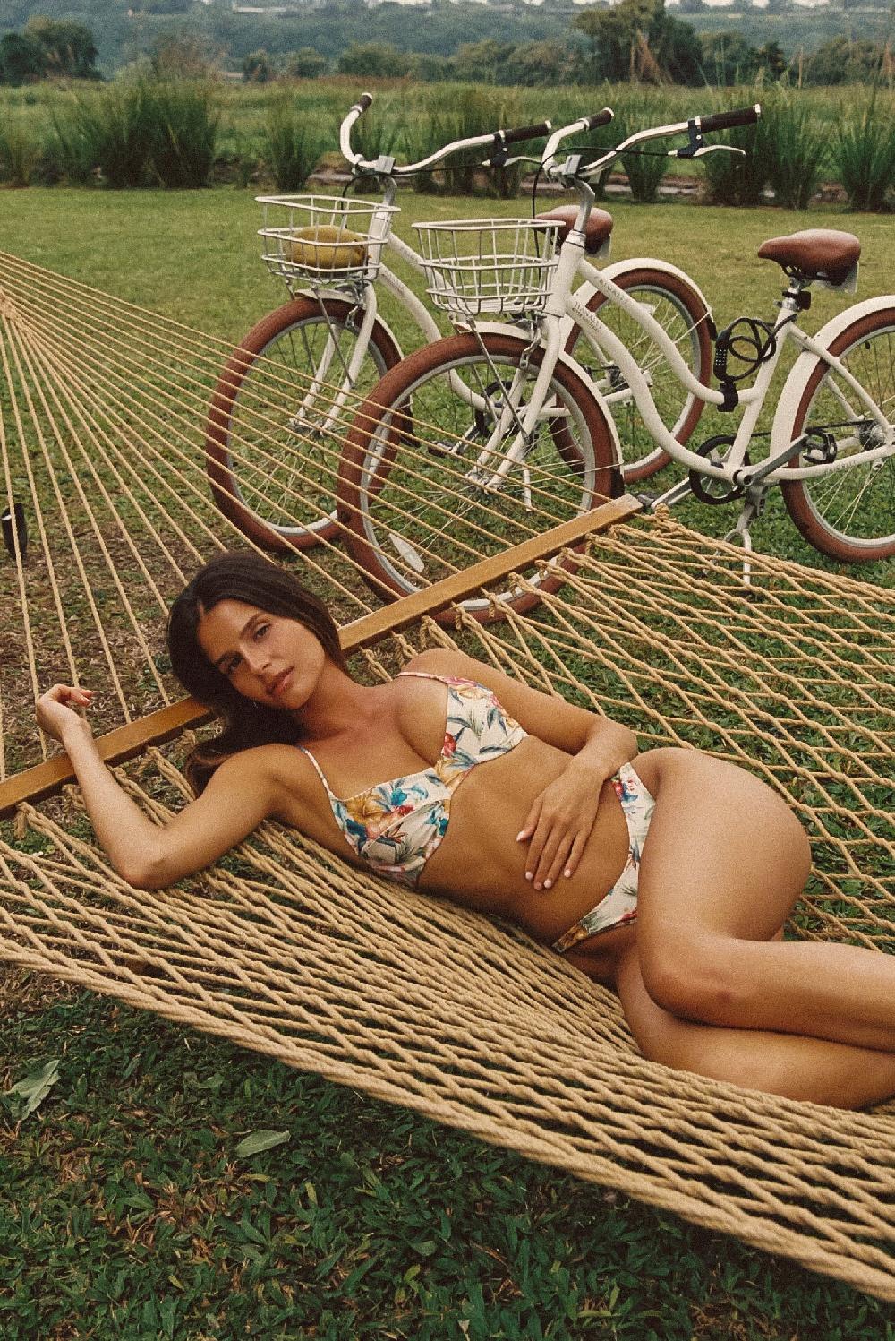 skatïe Kate Top in Lei – SKATIE