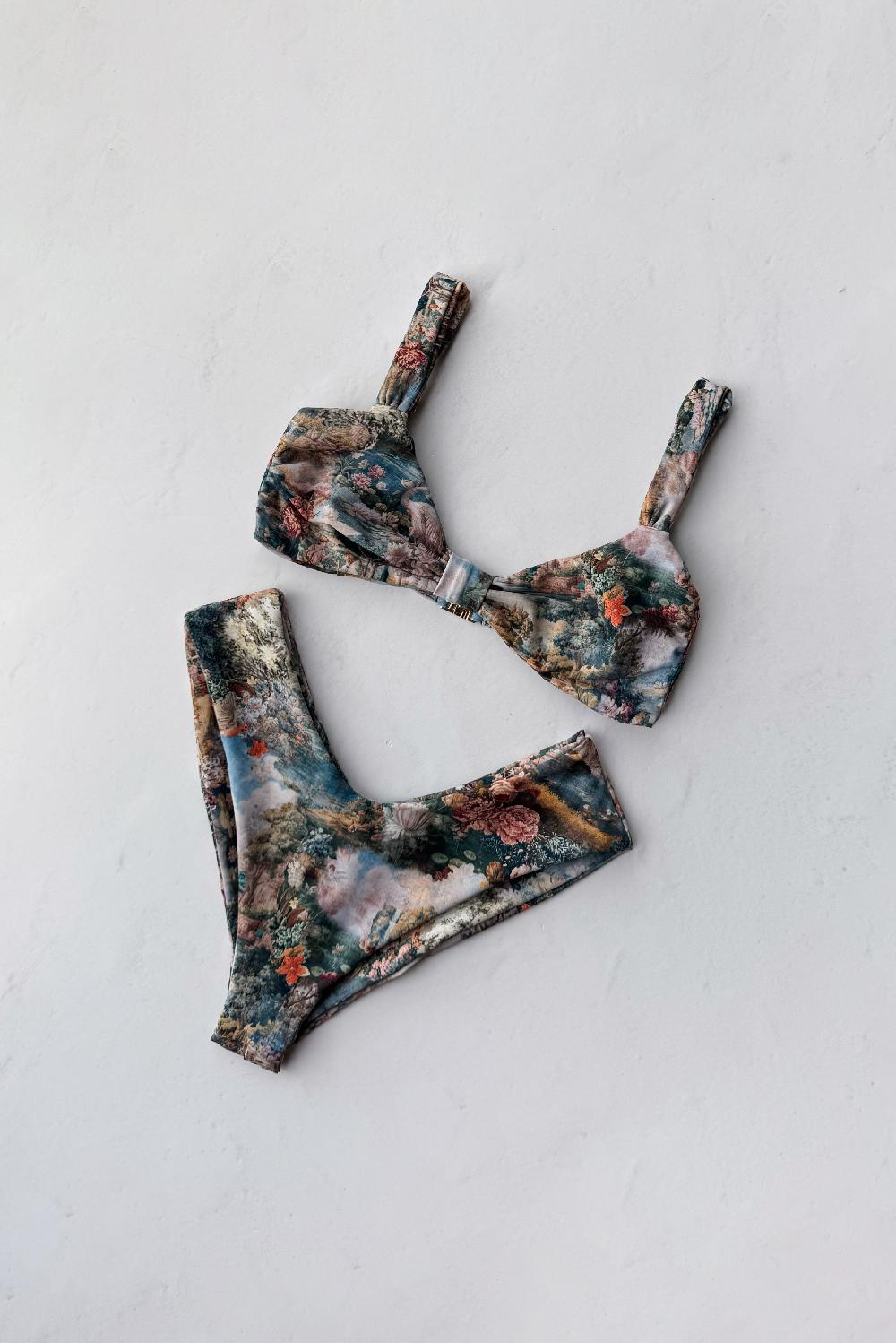 skatïe Lottie Top in Dreamworld – SKATIE