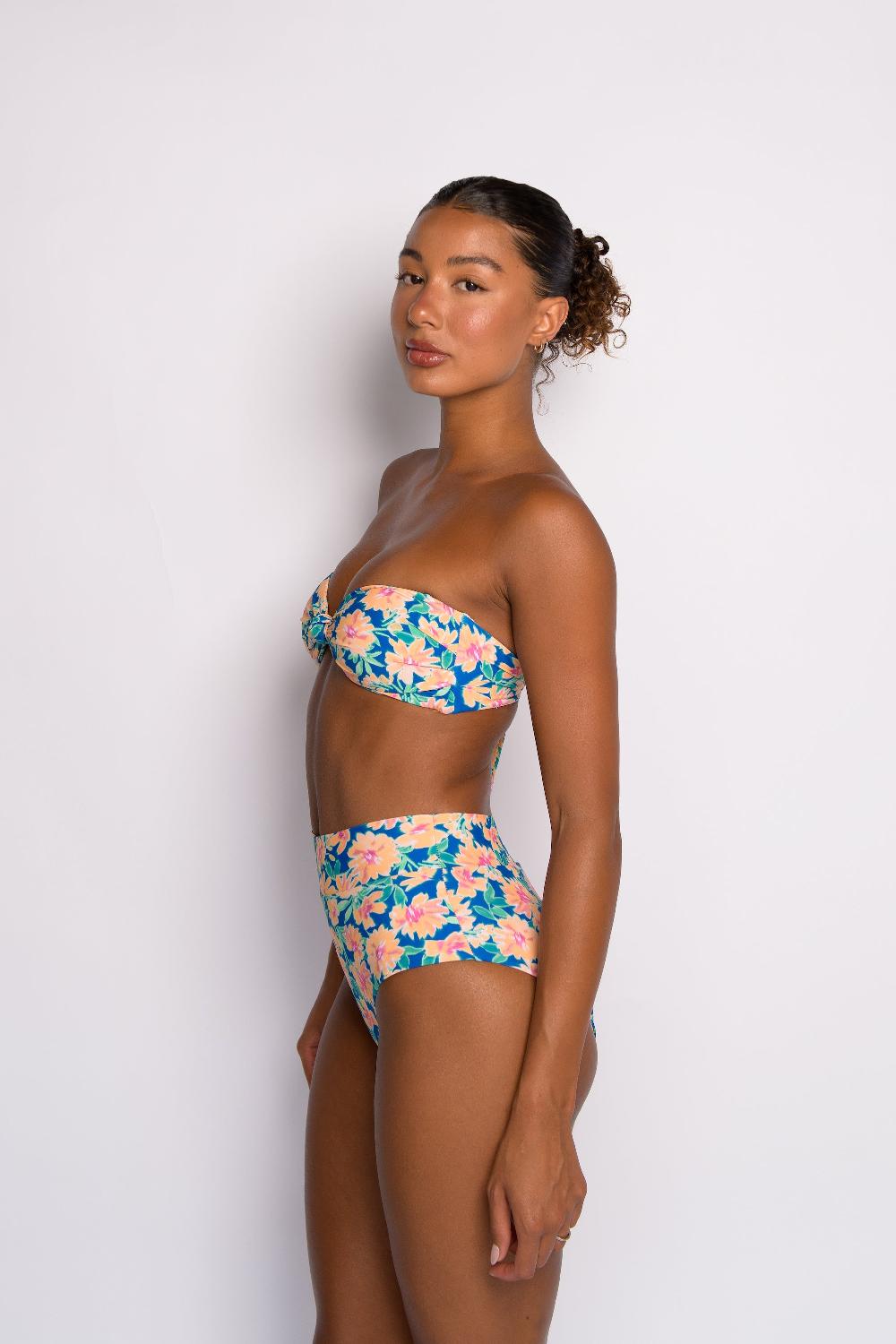 Skatïe Lyndi Top In Sunflower – SKATIE