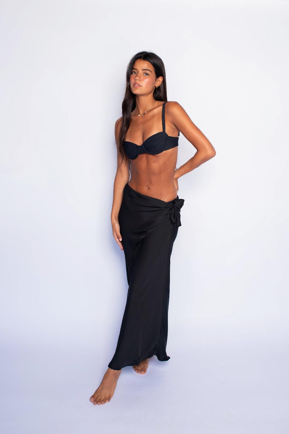 skatïe Marissa Skirt Satin in Black – SKATIE