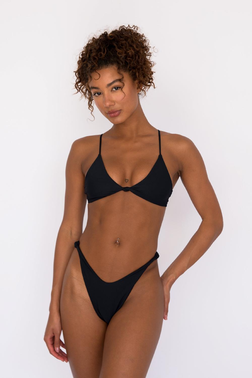 skatïe Sarah Bikini Top in Black – SKATIE