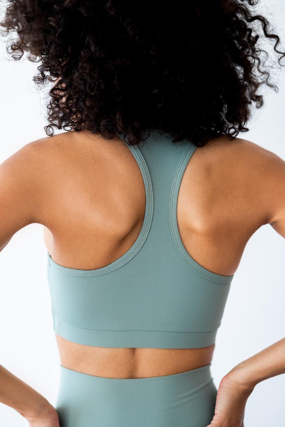 Skatïe Shirley Sports Bra In Sage – SKATIE