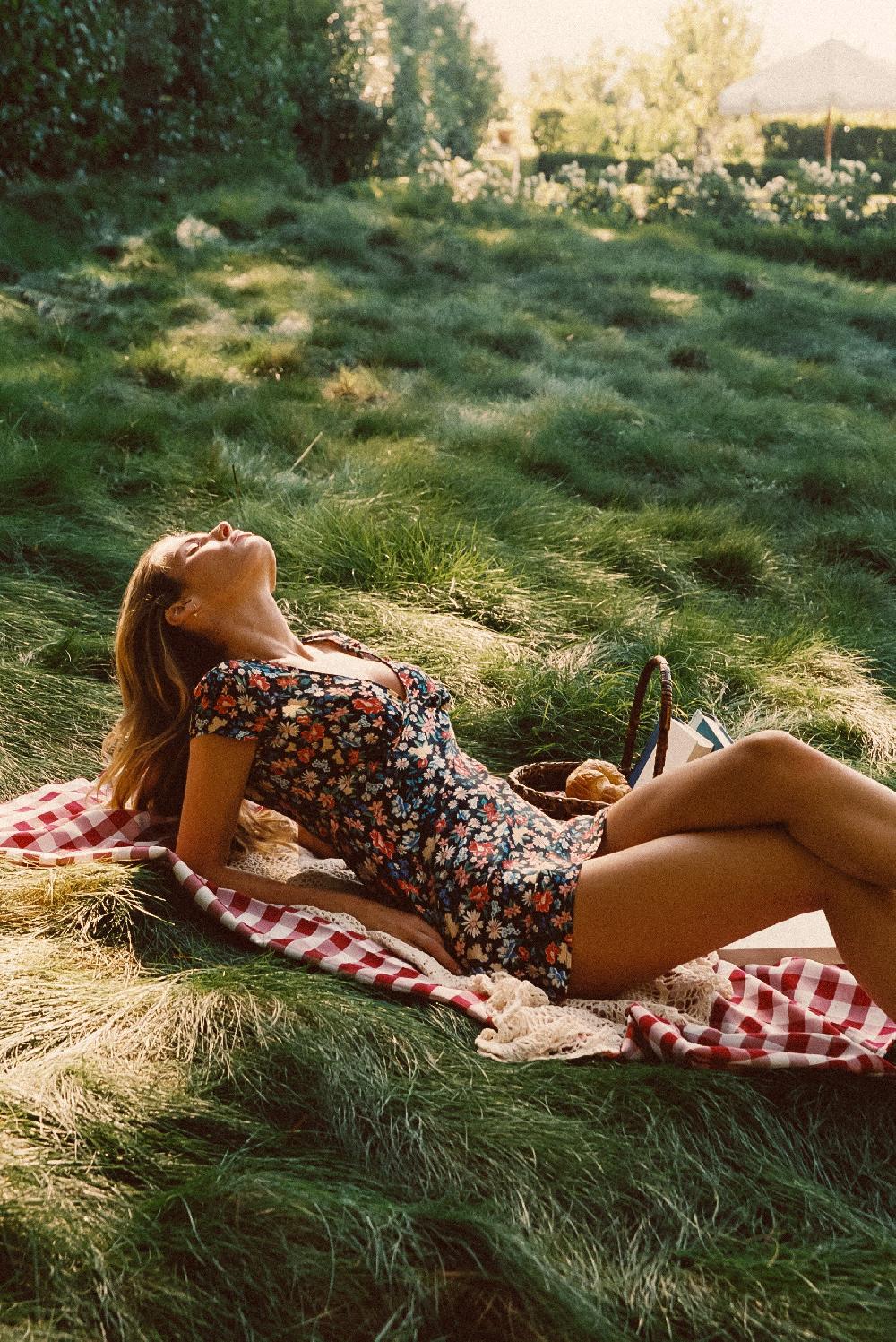 skatïe Suki Short Sleeve Mini Dress Satin in Prairie – SKATIE