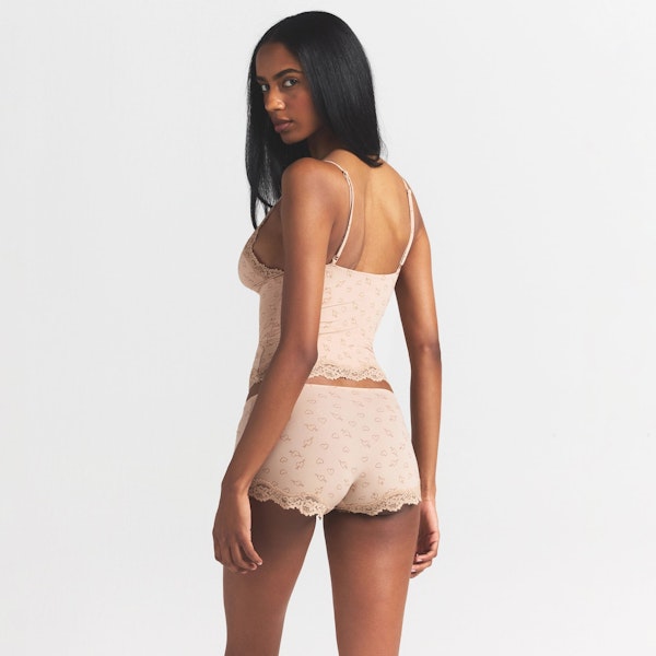 Skims FITS EVERYBODY LACE TRIANGLE CAMI AND BOY SHORT SET
